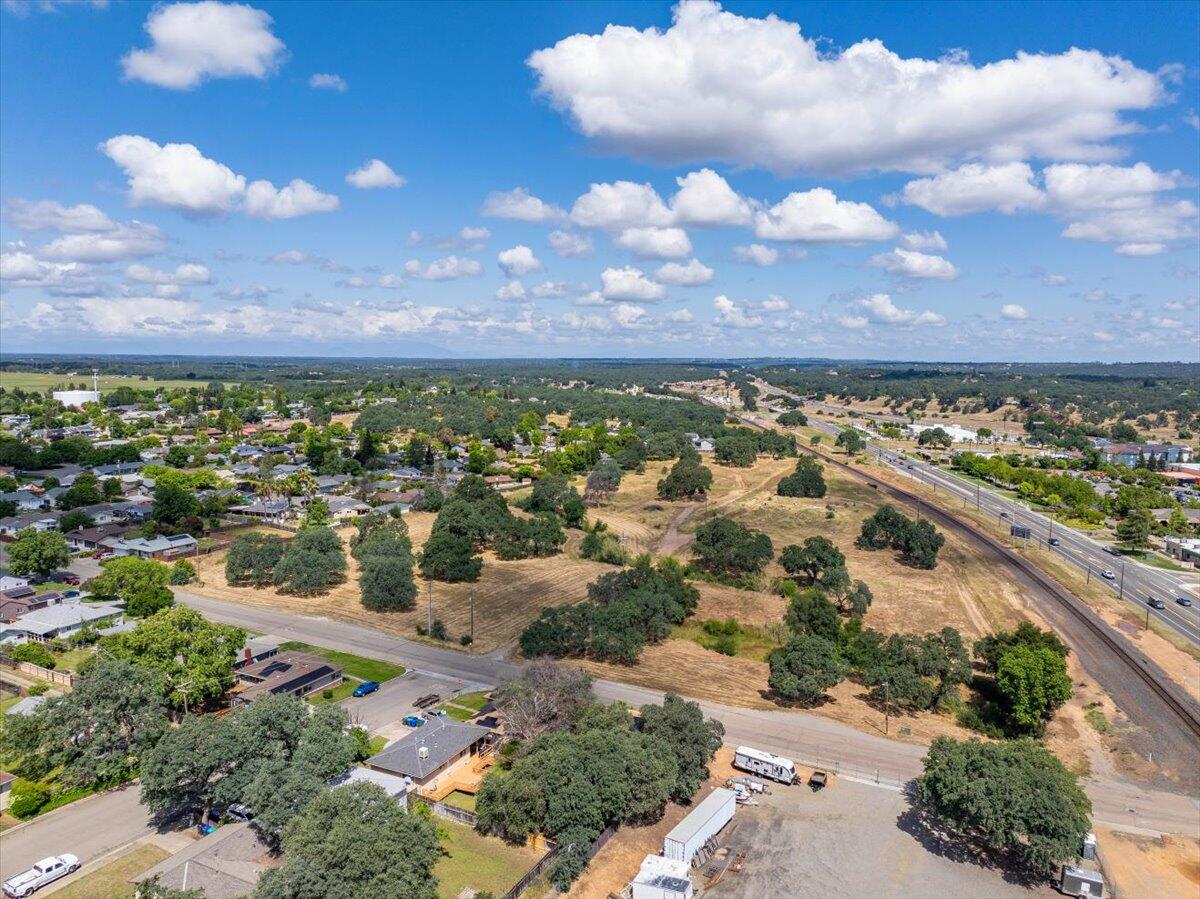 245 Walton Avenue Red Bluff, CA 96080 - Photo 18 of 22 a view of a city