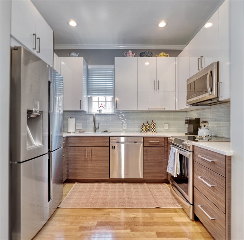 59 Walpole Street, Unit 202 Canton, MA 02021 - Photo 8 of 34 Gallery Image 8