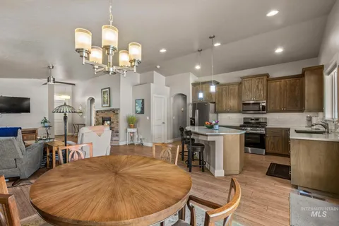 $599,000 | 5832 West Rotherham Drive, Eagle, ID 83616