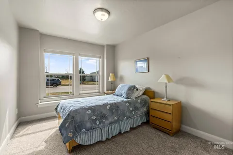 $599,000 | 5832 West Rotherham Drive, Eagle, ID 83616