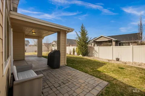 $599,000 | 5832 West Rotherham Drive, Eagle, ID 83616
