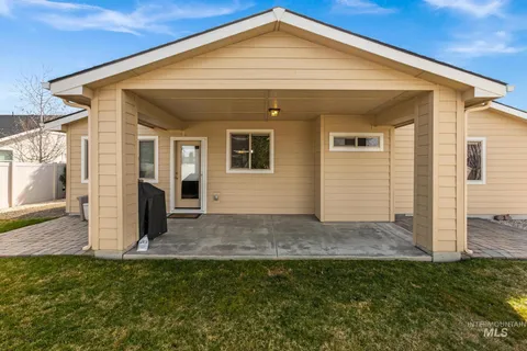 $599,000 | 5832 West Rotherham Drive, Eagle, ID 83616