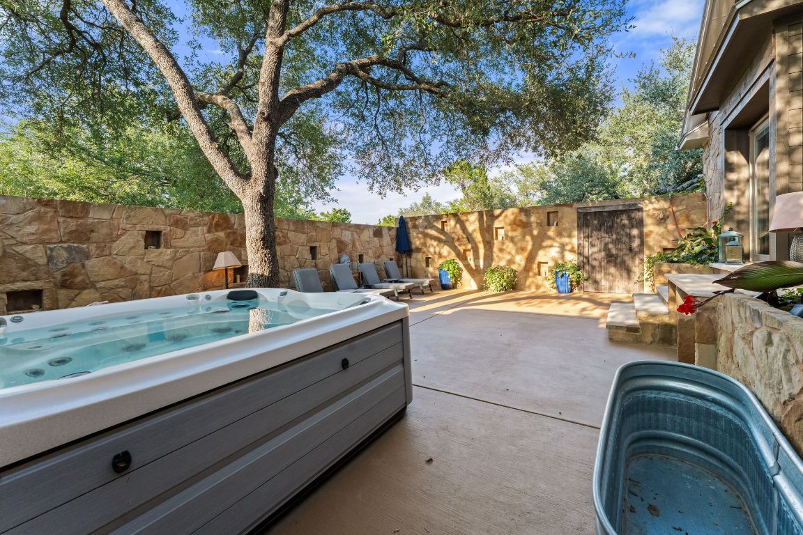 4204 Arthur Circle Leander, TX 78641 - Photo 22 of 40 a view of outdoor space and yard