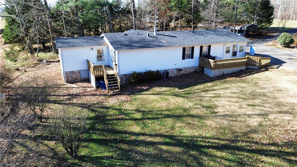 314 Highland Place Ronda, NC 28670 - Photo 1 of 26 Gallery Image 1