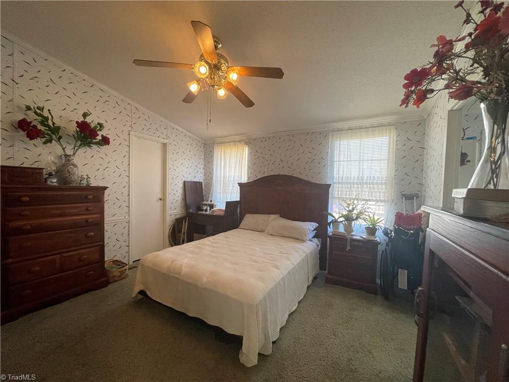 314 Highland Place Ronda, NC 28670 - Photo 14 of 26 Gallery Image 14