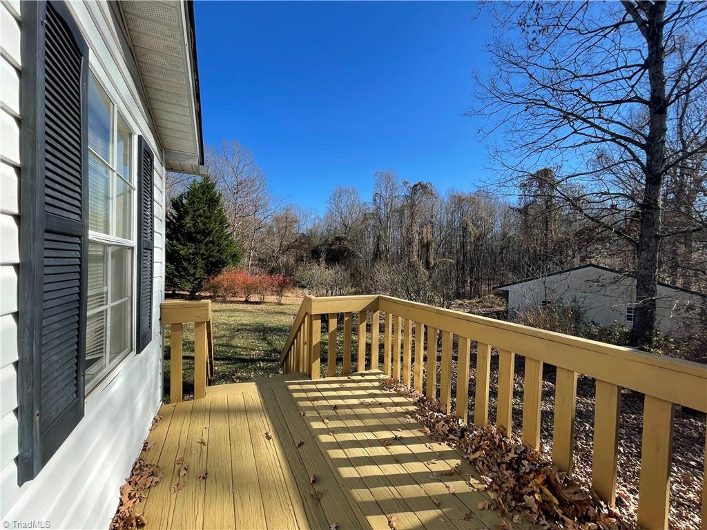 314 Highland Place Ronda, NC 28670 - Photo 21 of 26 Gallery Image 21