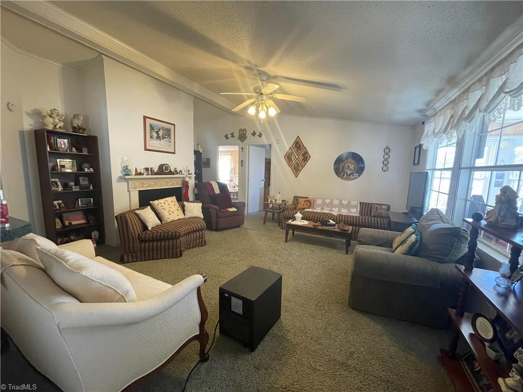 314 Highland Place Ronda, NC 28670 - Photo 10 of 26 Gallery Image 10
