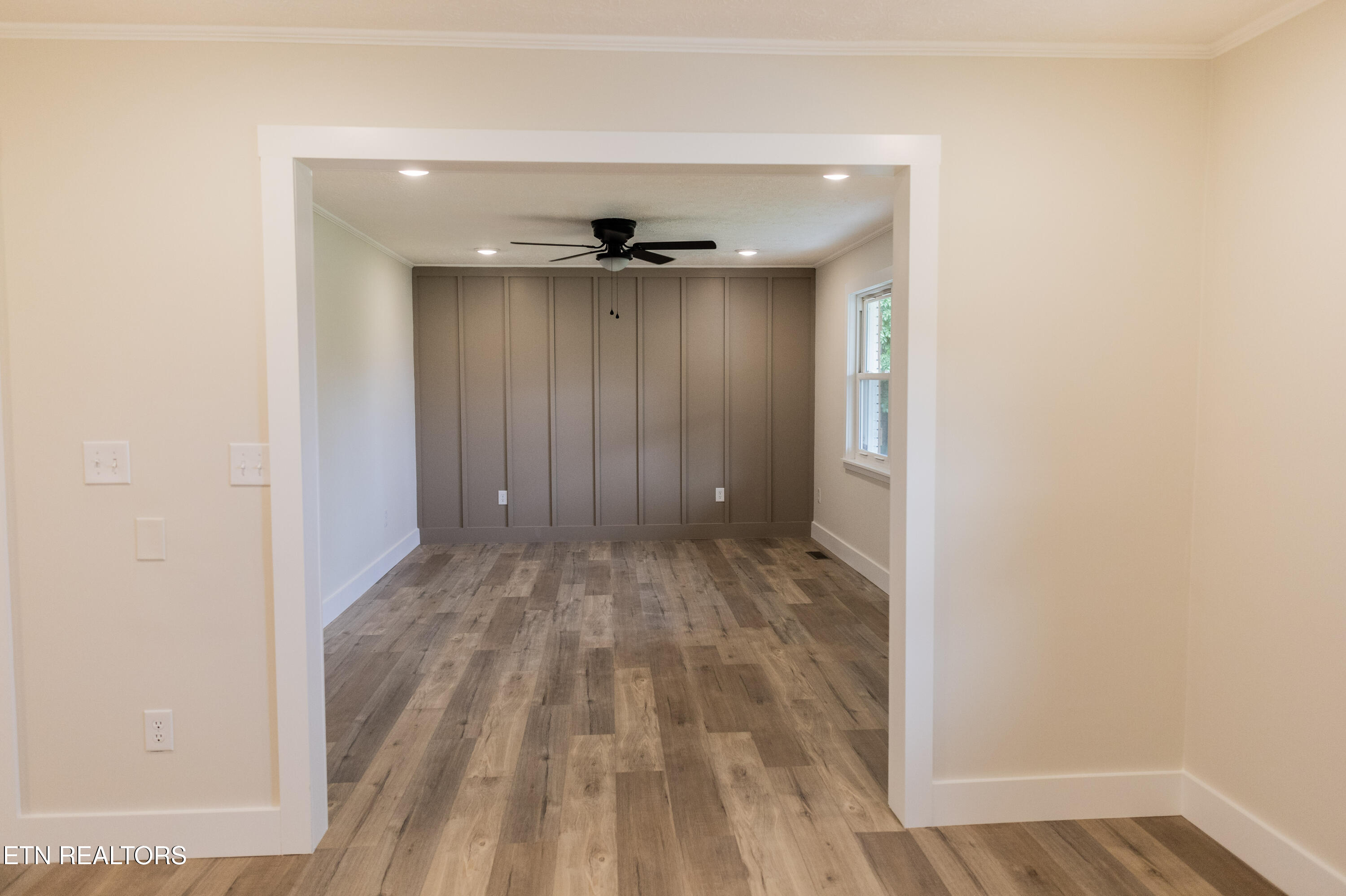 7288 Lakeshore Drive Rutledge, TN 37861 - Photo 10 of 56 Livingroom
