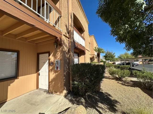 $1,135 | 5142 South Jones Boulevard, Unit 102, Las Vegas, NV 89118