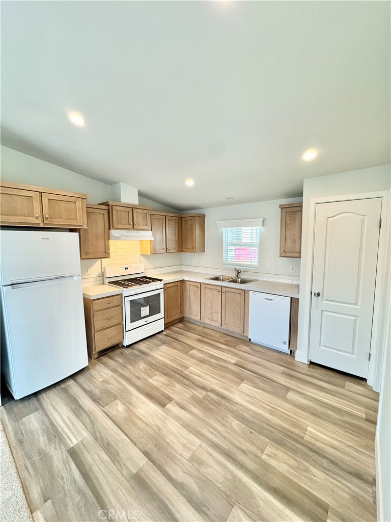 1134 Villa Calimesa Lane, Unit 18 Calimesa, CA 92320 - Photo 4 of 15