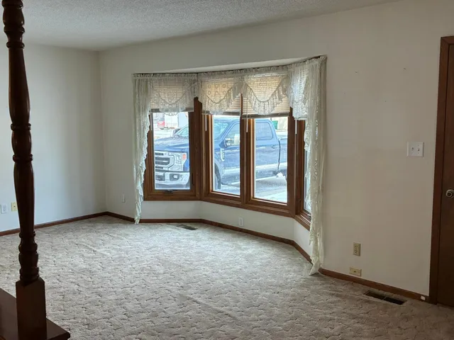 $229,900 | 1419 Westmore Avenue, Wahpeton, ND 58075