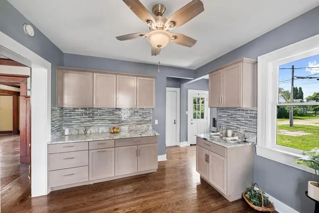 $298,000 | 107 Lincolnway, La Porte, IN 46350