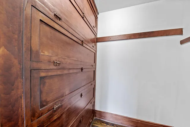 $298,000 | 107 Lincolnway, La Porte, IN 46350