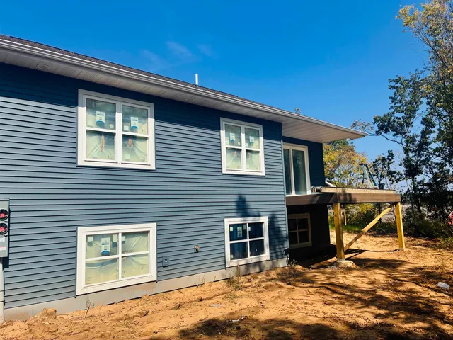 $379,000 | 1024 Armida, Reedsburg, WI 53959