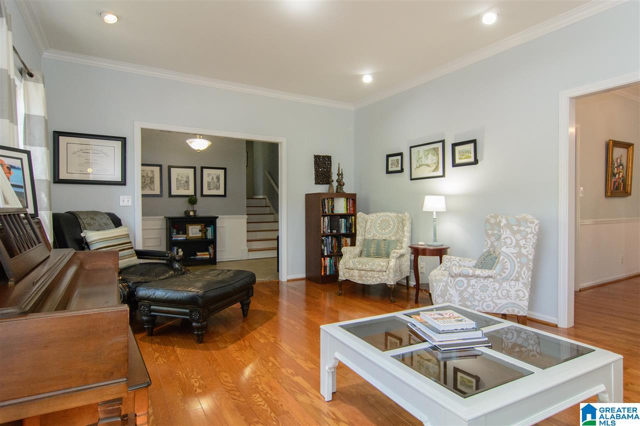 1785 Cornwall Road Birmingham, AL 35226 - Photo 6 of 50