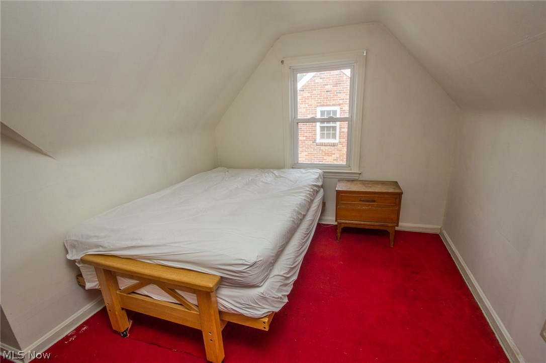 2384 Ashurst Road University Heights, OH 44118 - Photo 23 of 28 Studio