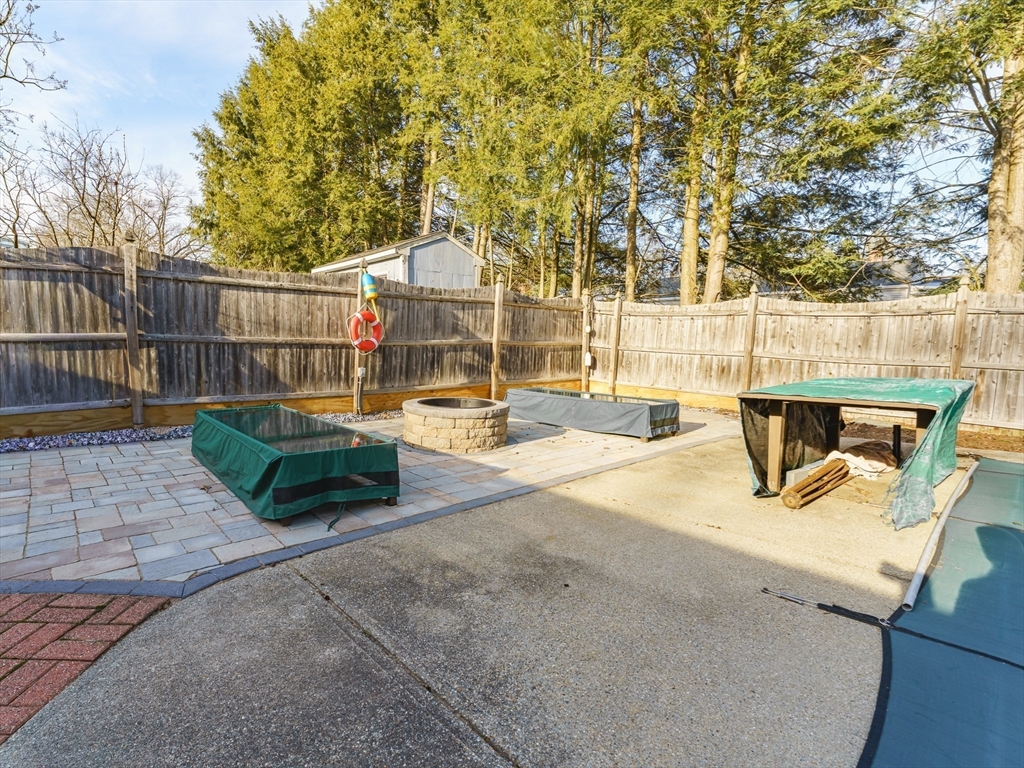 87 Bridle Path Road Springfield, MA 01118 - Photo 35 of 35