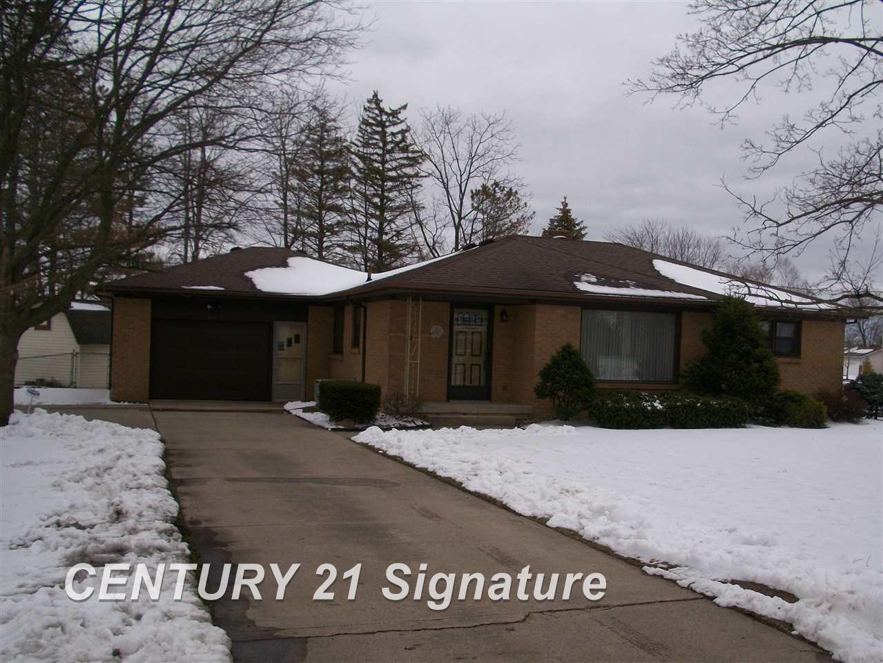 3810 North Thomas Road Freeland, MI 48623 - Photo 1 of 33 Gallery Image 1