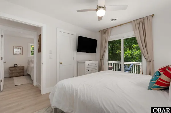 $699,900 | 232 Wax Myrtle Trail, Southern Shores, NC 27949