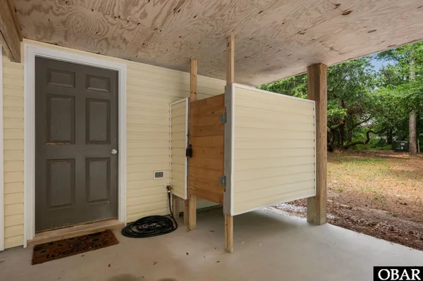 $725,000 | 232 Wax Myrtle Trail, Southern Shores, NC 27949