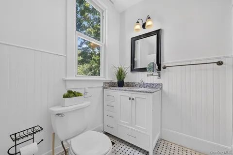$380,000 | 10 South Grand Avenue, Poughkeepsie, NY 12603