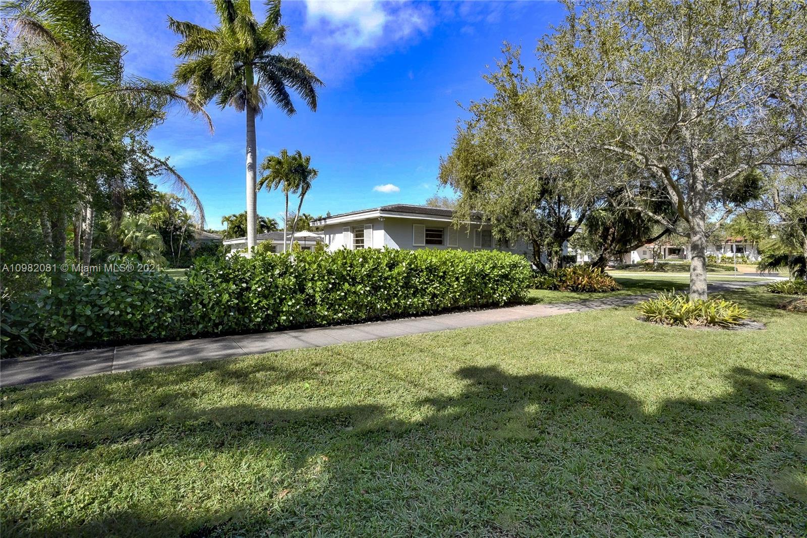 500 Miller Road Coral Gables, FL 33146 - Photo 14 of 17 Gallery Image 14