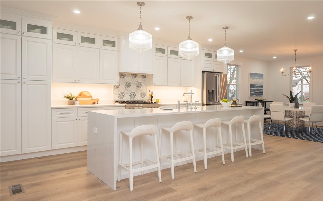 1096 East Main Road Middletown, RI 02842 - Photo 20 of 50