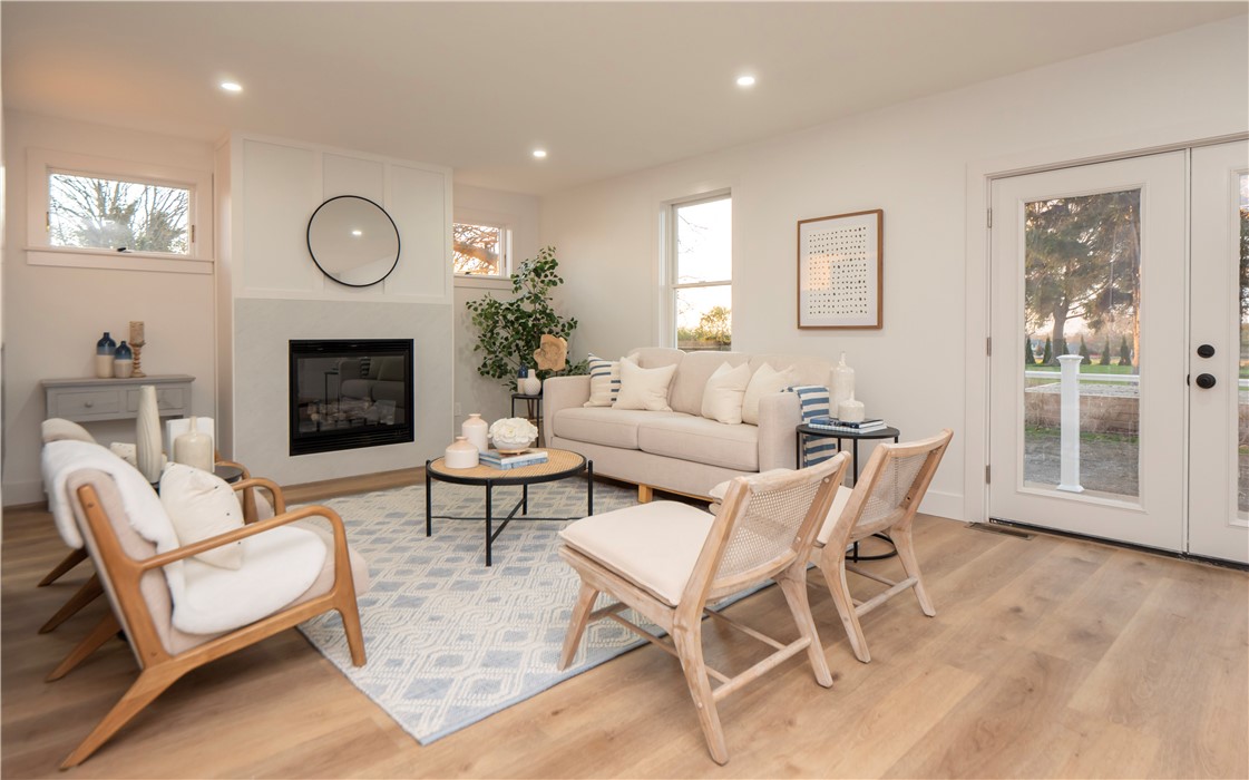1096 East Main Road Middletown, RI 02842 - Photo 25 of 50