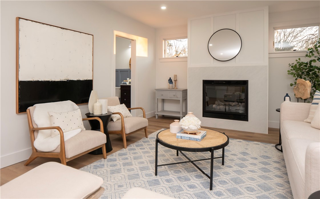 1096 East Main Road Middletown, RI 02842 - Photo 27 of 50