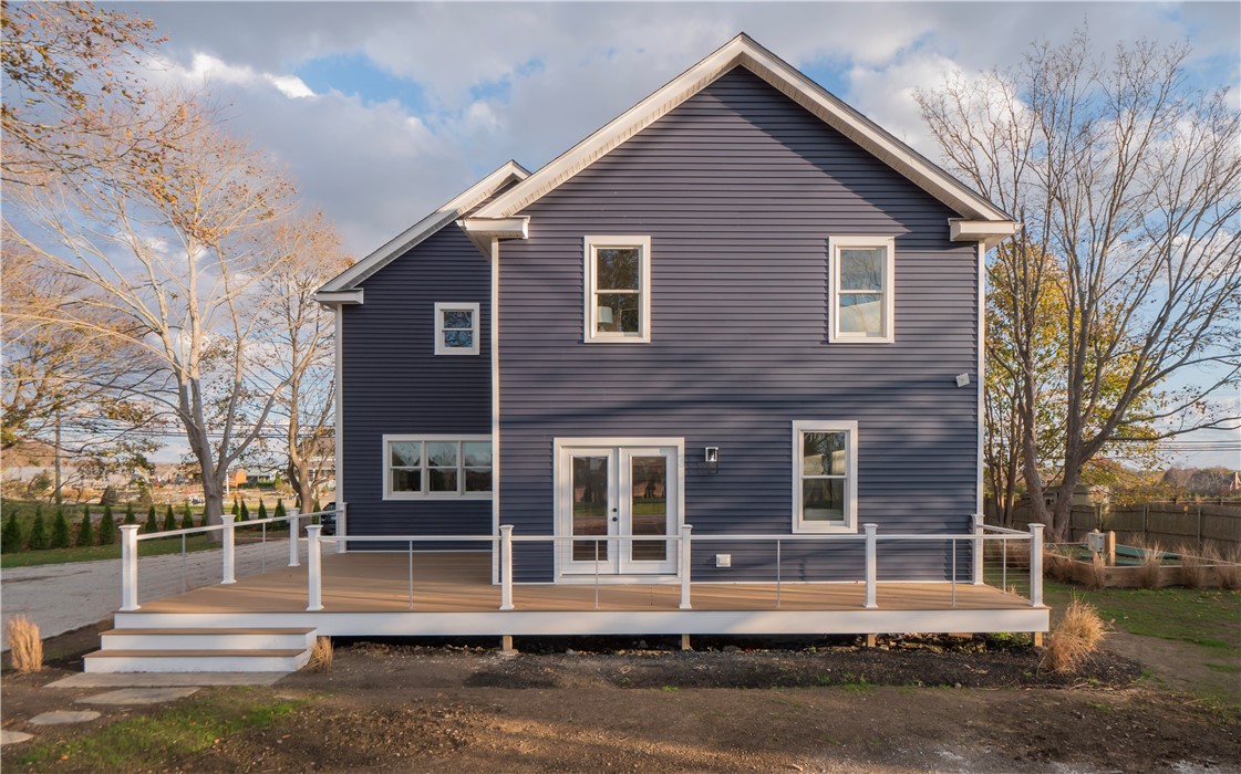 1096 East Main Road Middletown, RI 02842 - Photo 4 of 50