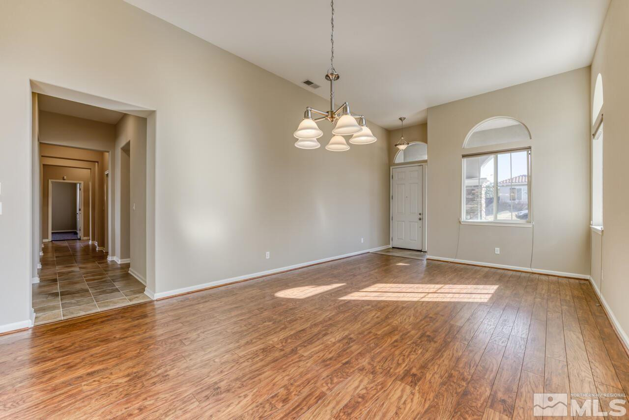 3585 Comstock Drive Reno, NV 89512 - Photo 5 of 29 Photo 5