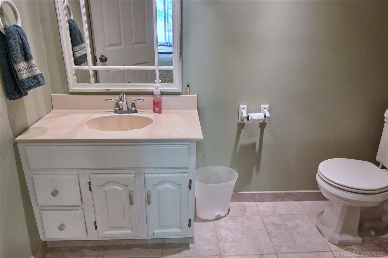 473 Hidden Ridge Drive Troy, MI 48083 - Photo 42 of 69 Lower Level Bath