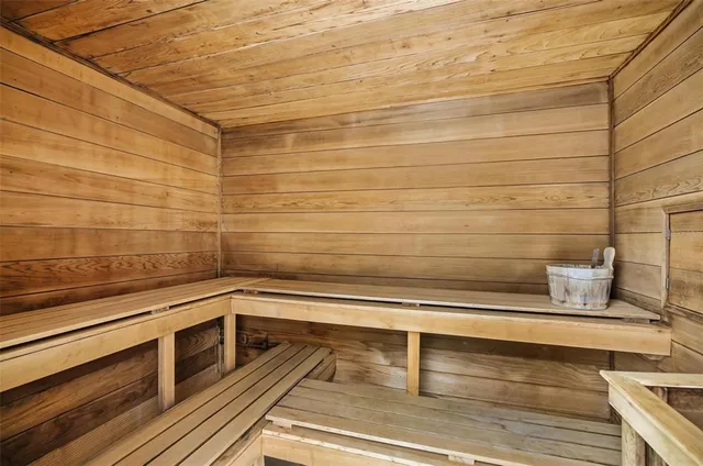 $3,800 | 28 Front Street, Palm Coast, FL 32137