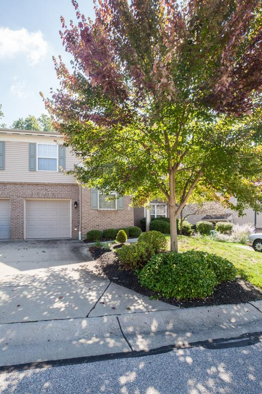 559 Rivers Breeze Drive Ludlow, KY 41016 - Photo 2 of 27