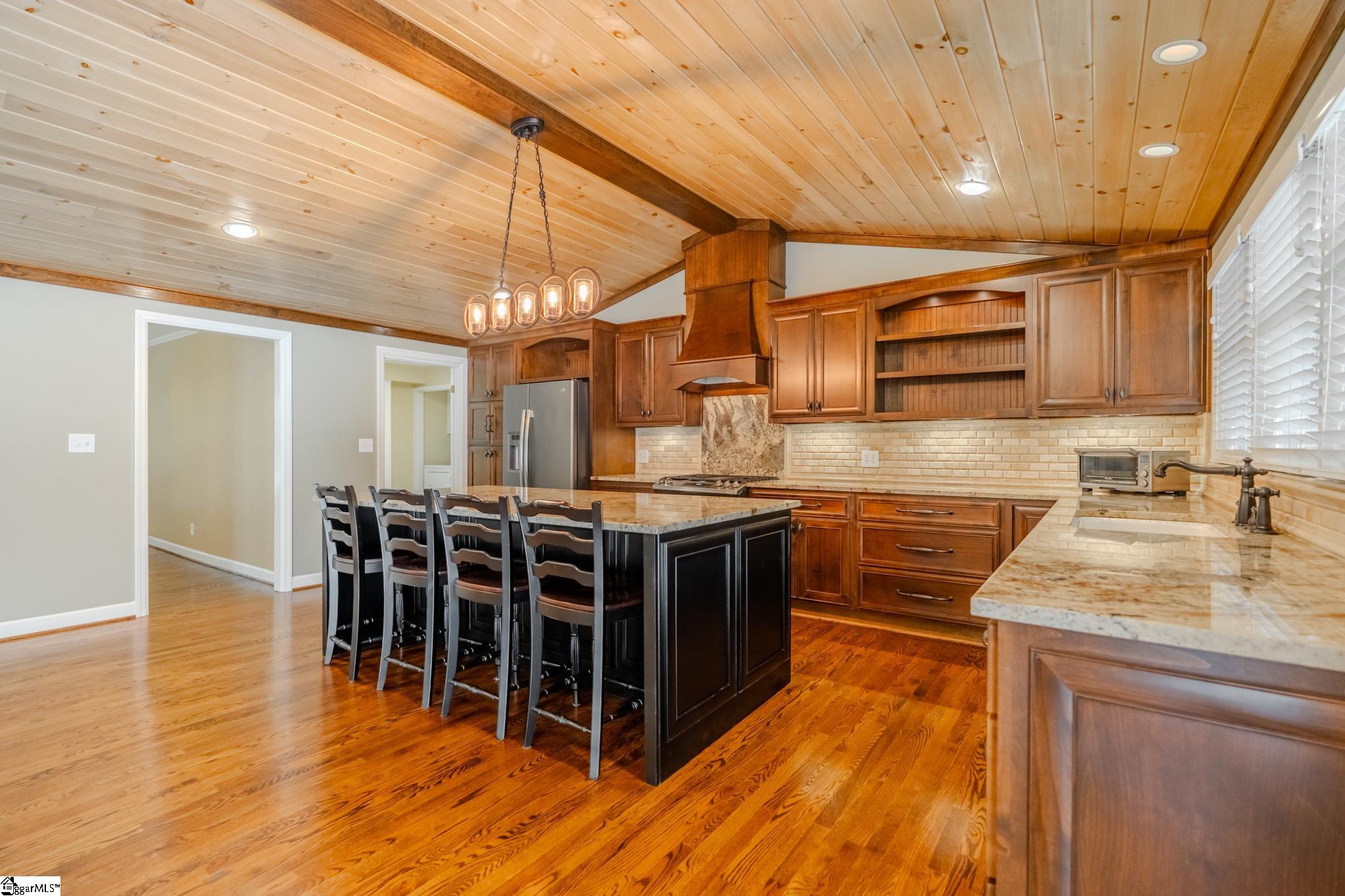 214 Spring Drive Easley, SC 29642 - Photo 6 of 40