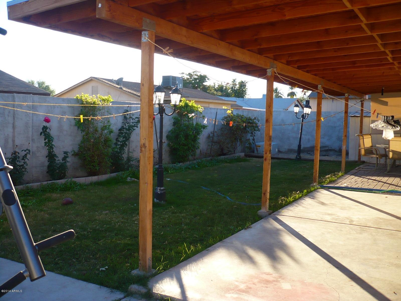 7207 West Merrell Street Phoenix, AZ 85033 - Photo 12 of 12 Perez 002