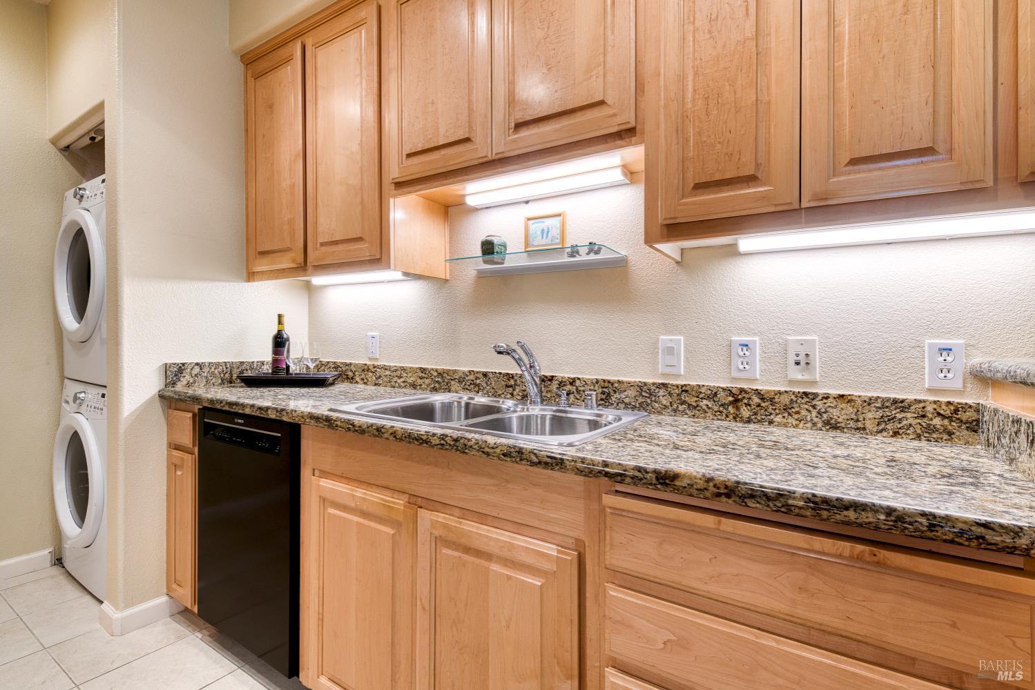 100 North Avenue, Unit 120 San Rafael, CA 94903 - Photo 12 of 27
