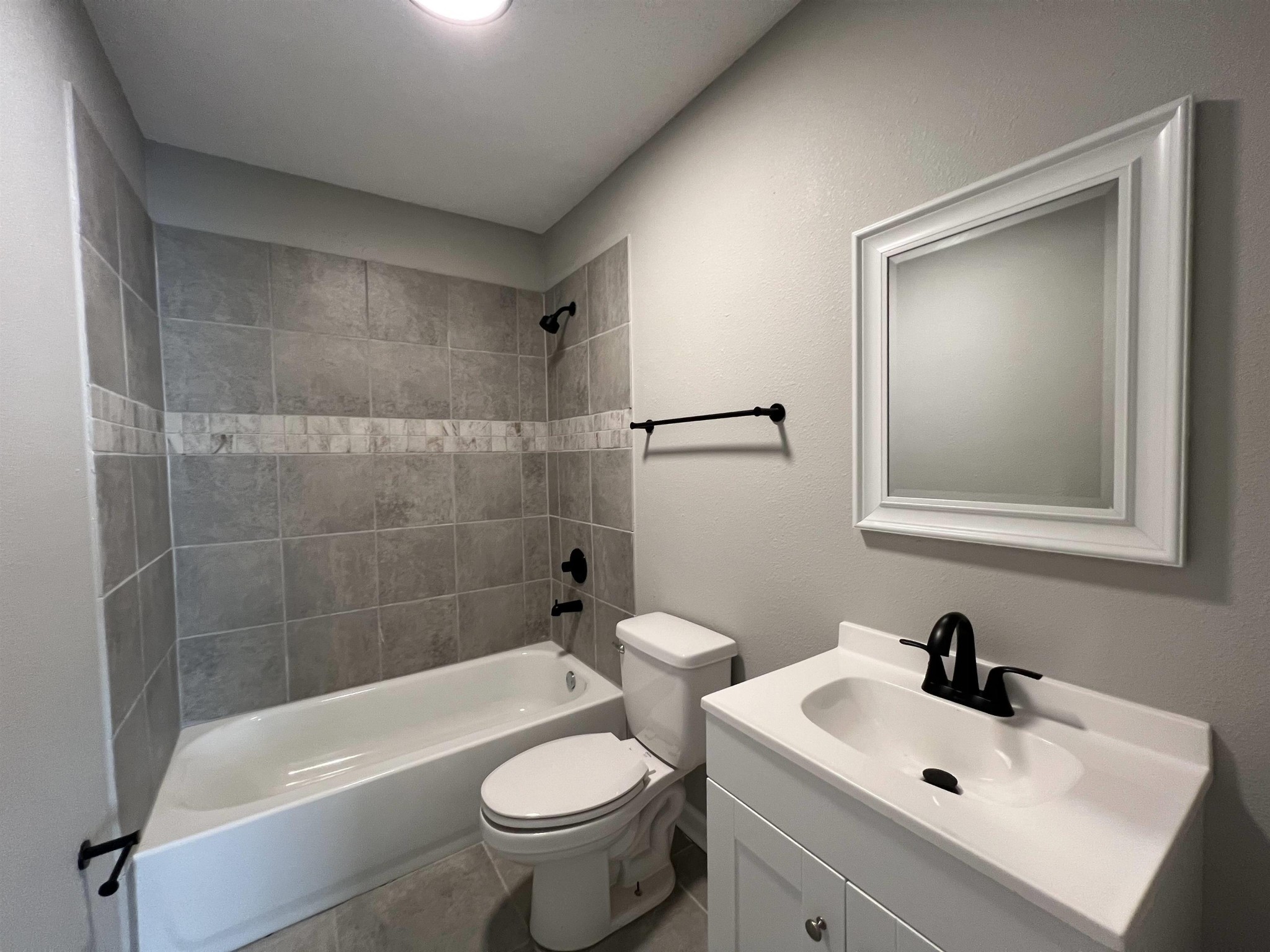 393 Carbon Road Memphis, TN 38109 - Photo 4 of 5 Gallery Image 4