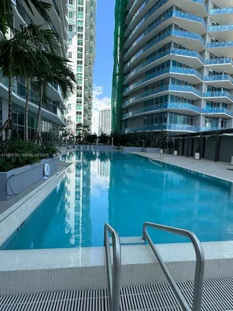 $5,000 | 77 Southeast 5th Street, Unit 1513, Miami, FL 33131