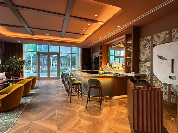 $5,000 | 77 Southeast 5th Street, Unit 1513, Miami, FL 33131