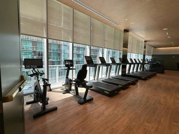 $5,000 | 77 Southeast 5th Street, Unit 1513, Miami, FL 33131