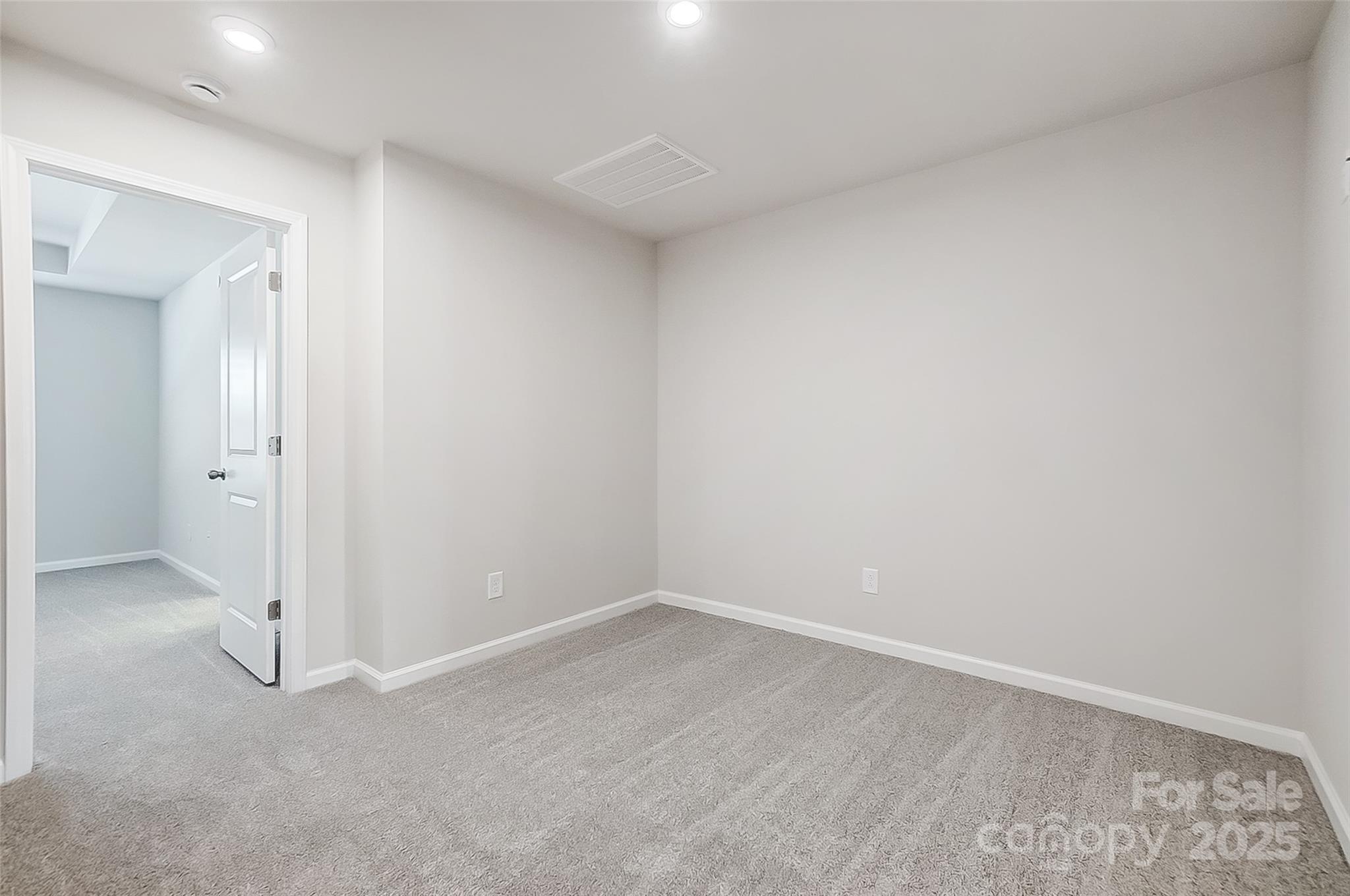 2340 Hedgecliff Road, Unit 156 Kannapolis, NC 28083 - Photo 16 of 29 Gallery Image 16