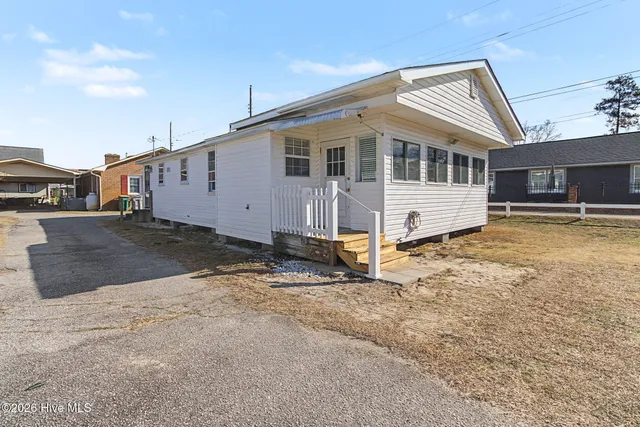 $199,900 | 75 Clarkland Village Street, Elizabethtown, NC 28337