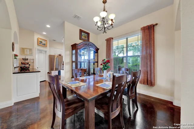 $615,000 | 853 County Road 2801 East, Mico, TX 78056