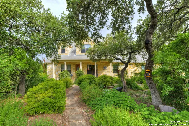 $615,000 | 853 County Road 2801 East, Mico, TX 78056