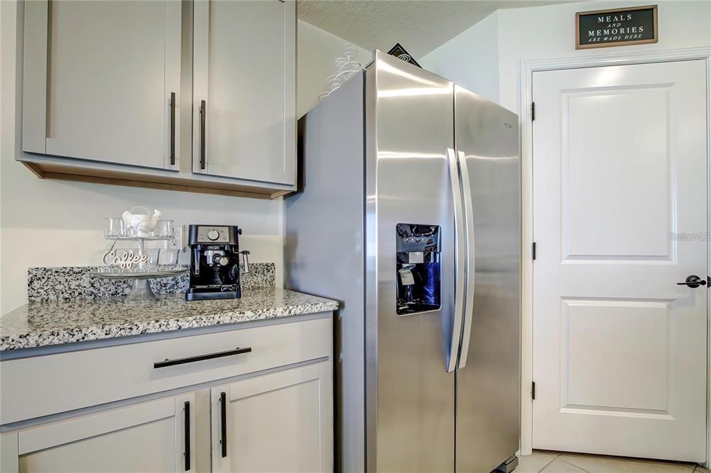 4111 Autumn Amber Dr Spring Hill Spring Hill, FL 34609 - Photo 6 of 28