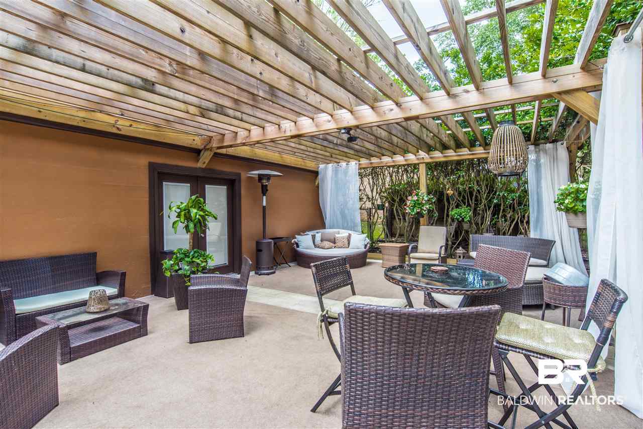 5766 Chester Court Mobile, AL 36609 - Photo 33 of 44 Patio with Pergola