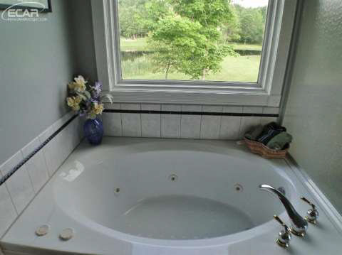 7086 Gale Road Grand Blanc, MI 48439 - Photo 23 of 69 20441049-22.JPG