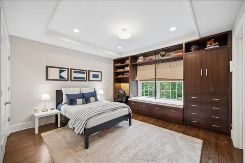 $1,899,000 | 1620 Canterbury Lane, Glenview, IL 60025