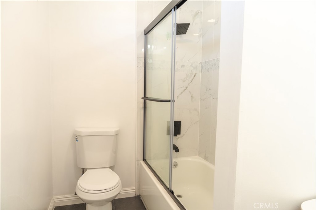 41 Scottsdale South Carson, CA 90745 - Photo 12 of 16